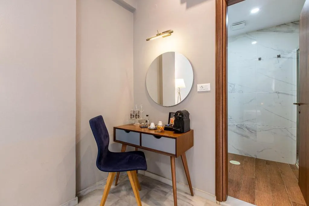 Room, Minaret Suites & Apartments, Crete