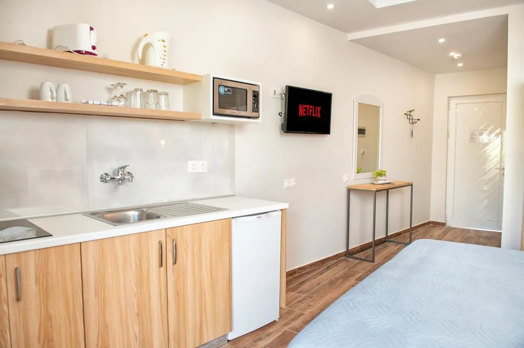 Double or Twin SUPERIOR KING BED Room, Korina Apart Hotel, Corfu