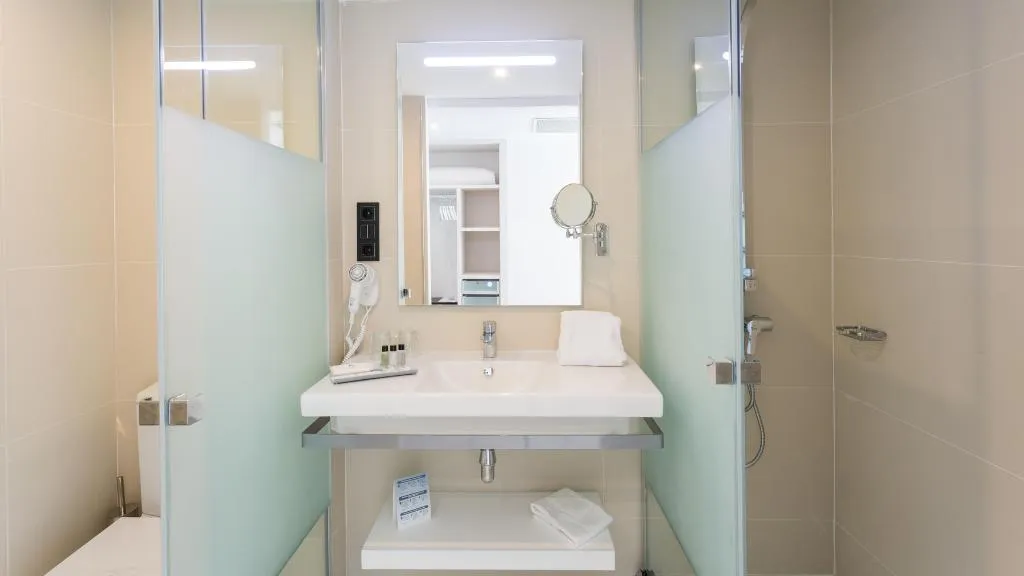 Double or Twin STANDARD Room, Sirenis Hotel Tres Carabelas & SPA, Ibiza