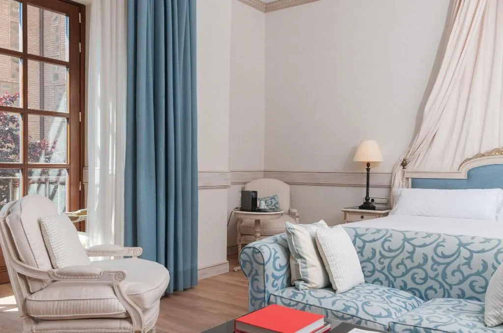 Room, Autograph Collection Eugenia de Montijo, Madrid