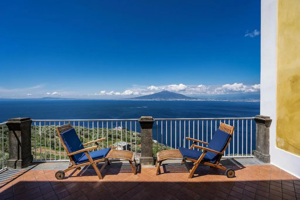 Beach, Torre Barbara, Naples