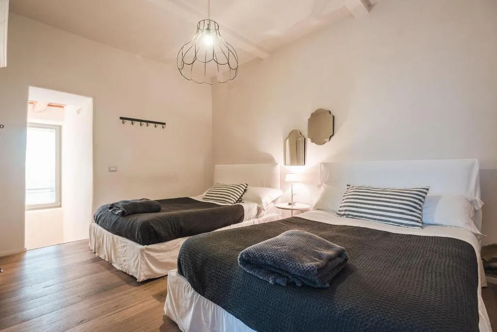 Room, Nikis Resort, Umbria