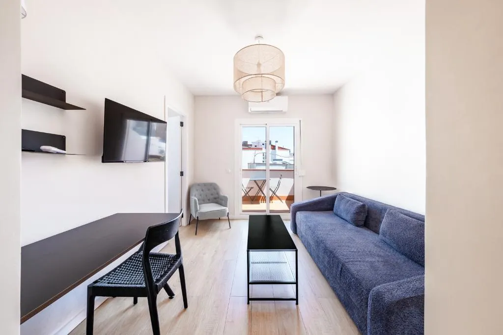 APARTMENT CAPACITY 5 Room, Ainb Barcelona Sants Apartments, Barcelona