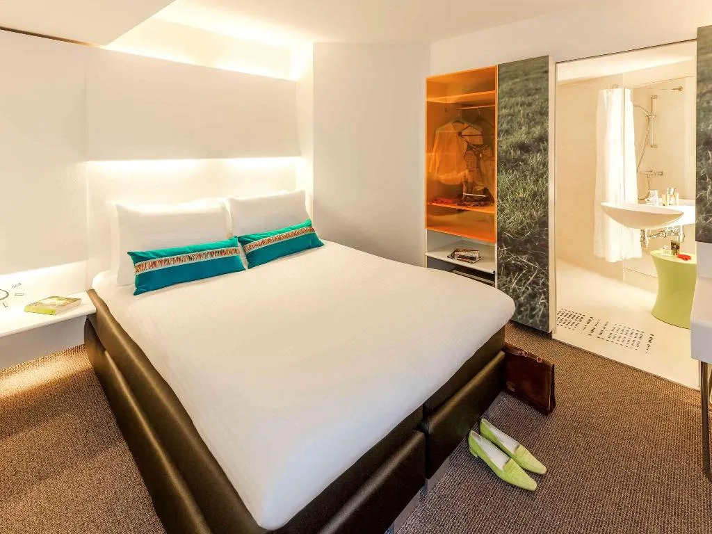 Room, ibis Styles Amsterdam Central Station, Amsterdam