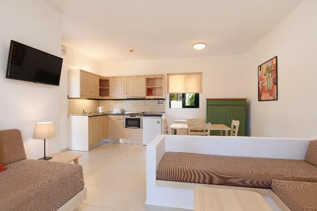 APARTMENT CAPACITY 4 Room, Pefkos Village Resort, Rhodes