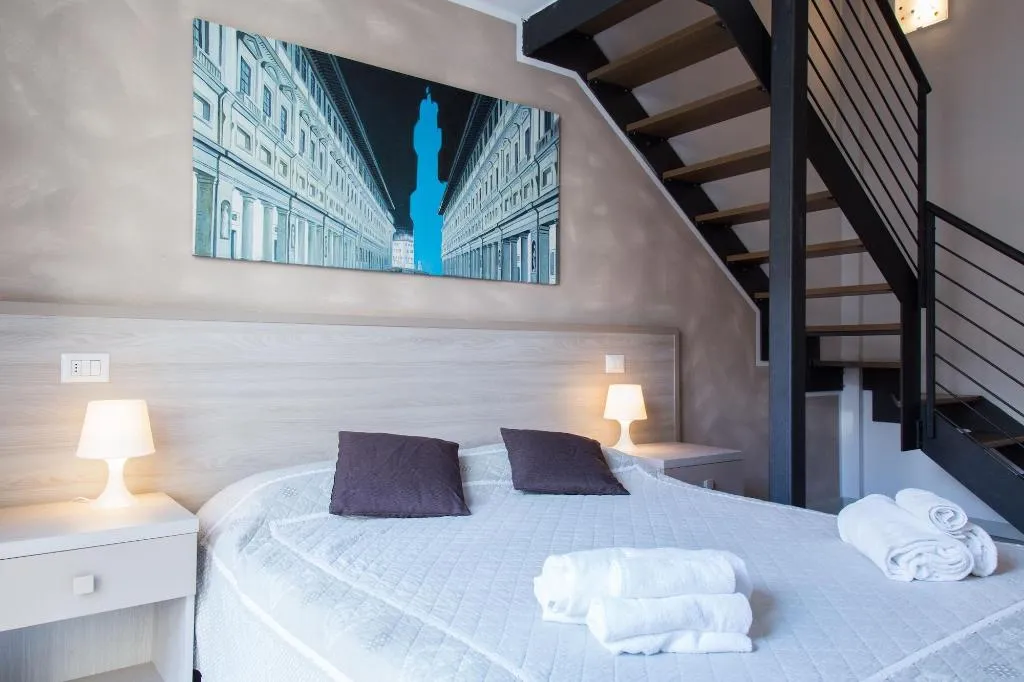 Room, Centrale B B, Florence