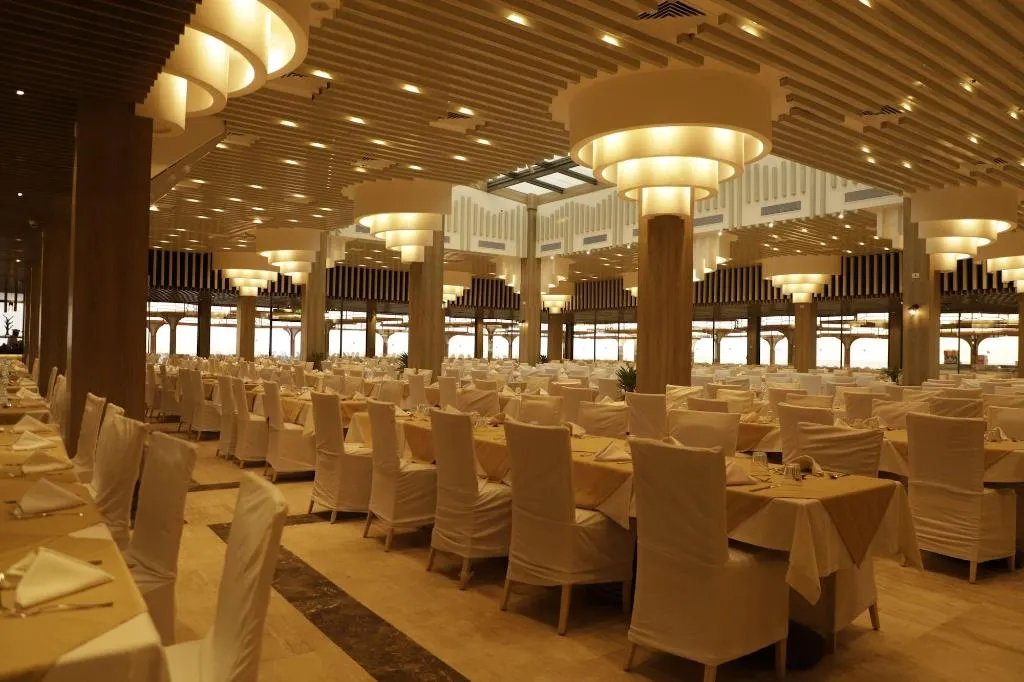 Restaurant, Sirena Beach Resort Spa, Red Sea Riviera