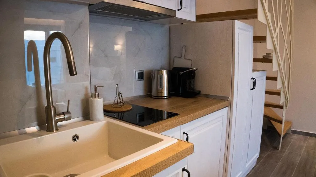 Room, Costa Domus Blue Luxury Apartments, Thessaloniki