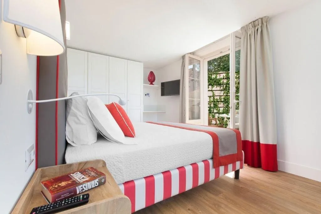 Room, Relais Palazzo del Barone - Adults Only, Naples
