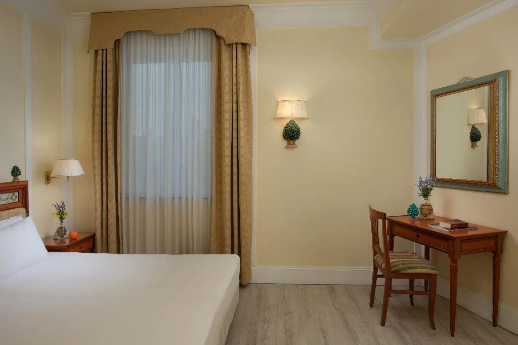 DOUBLE PREMIUM Room, NH Caltagirone Villa San Mauro, Catania