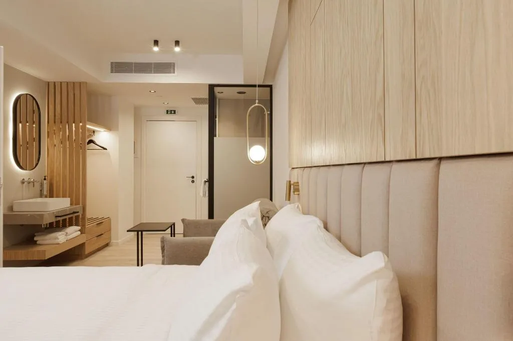 DOUBLE DELUXE WITH VIEWS Room, Hilton Garden Inn Athens Syggrou Avenue, Athens