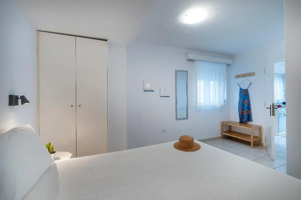 APARTMENT SEA VIEW Room, Meli Apartments & Villas, Kalamata