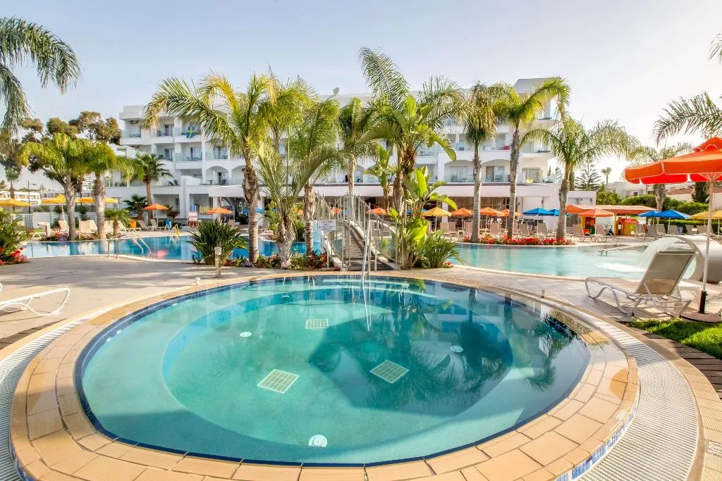 Sports and Entertainment, Anesis Hotel, Cyprus