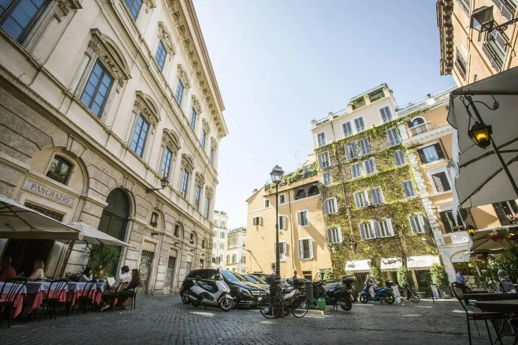 General view, Casa de' Fiori Biscione, Rome