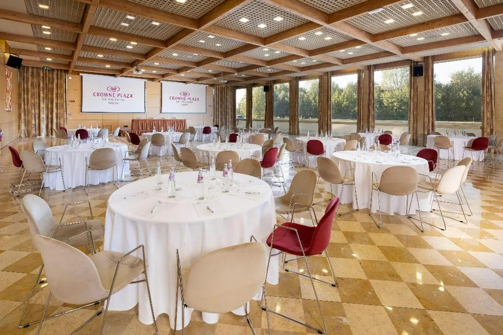 Conferences, Crowne Plaza Padova, Venice