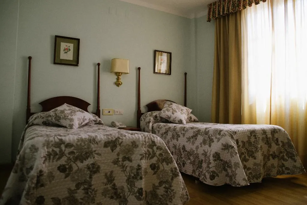 TWIN STANDARD Room, Sierra Aracena, Seville
