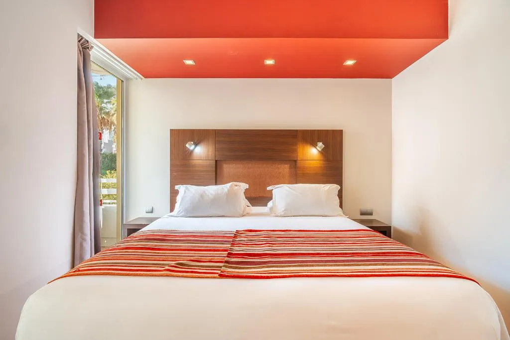 Double or Twin SUPERIOR GARDEN VIEW Room, Muthu Raga Madeira Hotel, Madeira