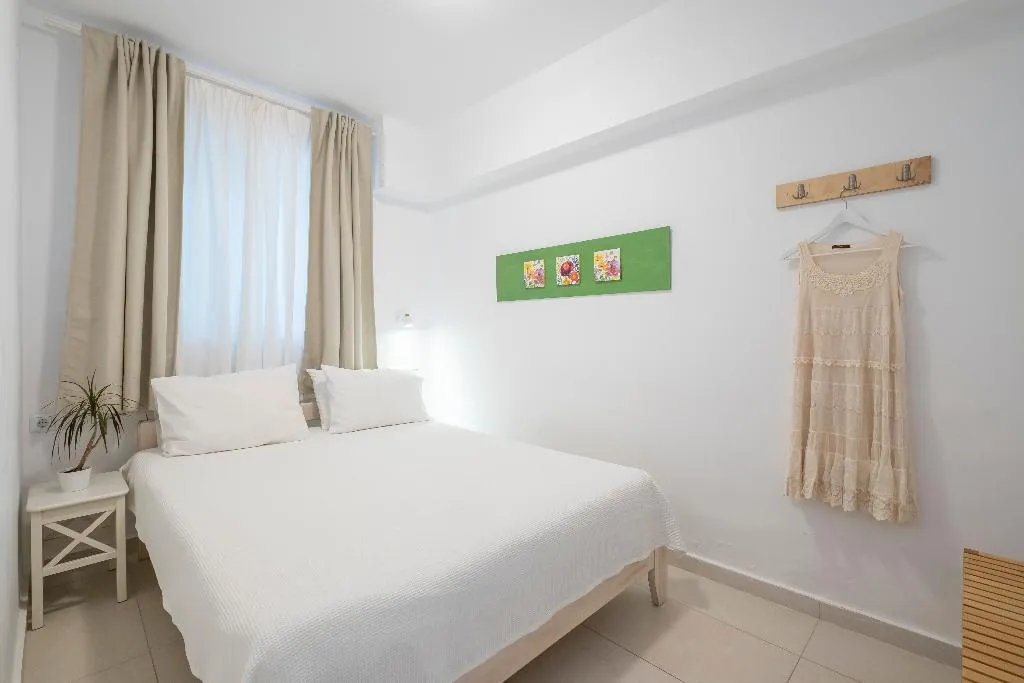 APARTMENT LUXURY SEA VIEW Room, Meli Apartments & Villas, Kalamata