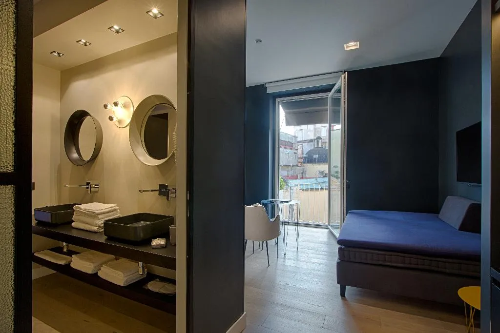 QUADRUPLE DELUXE Room, Casa Pacifico Napoli, Naples