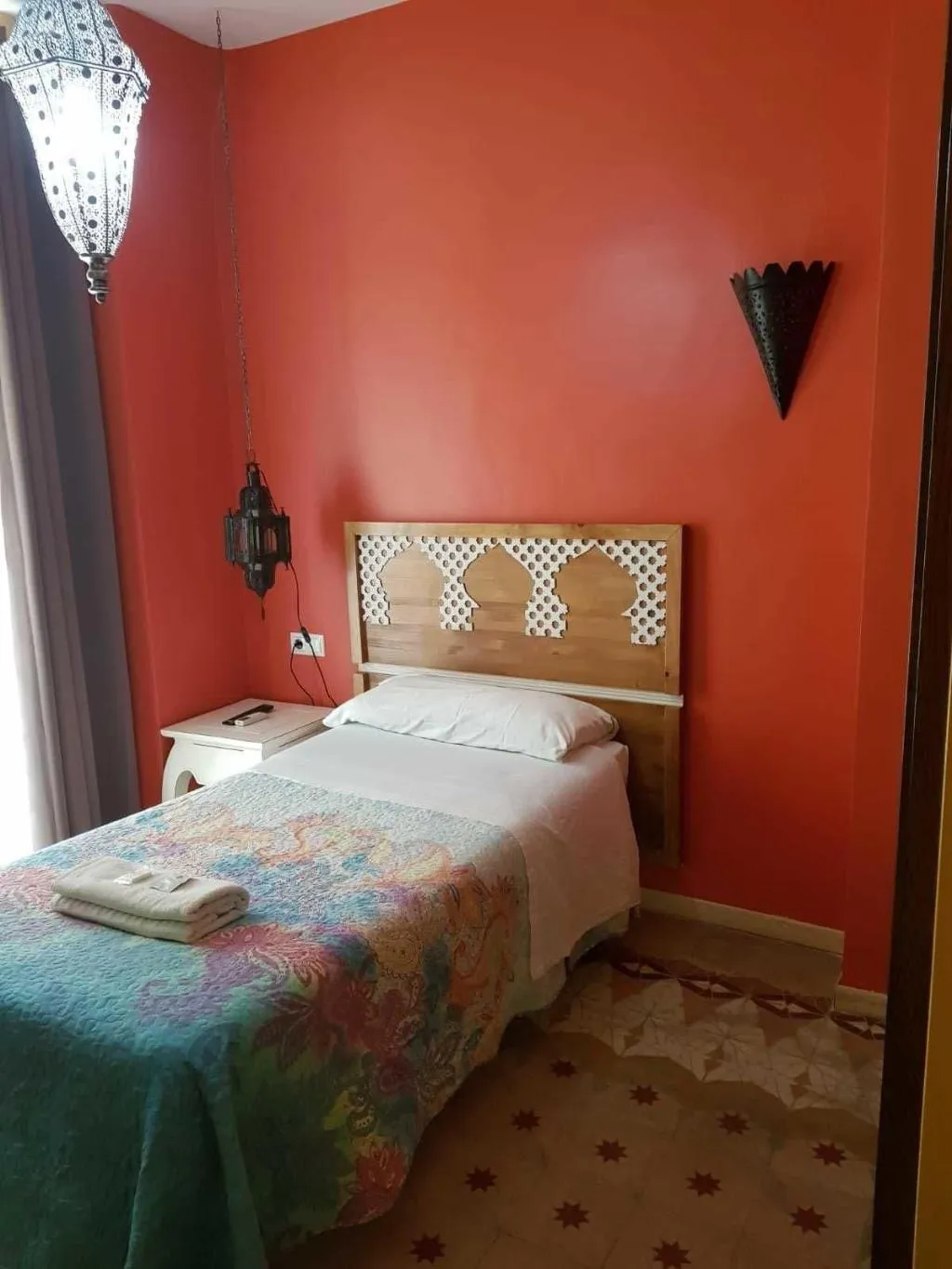 SINGLE STANDARD Room, Pension Arena Alicante, Costa Blanca