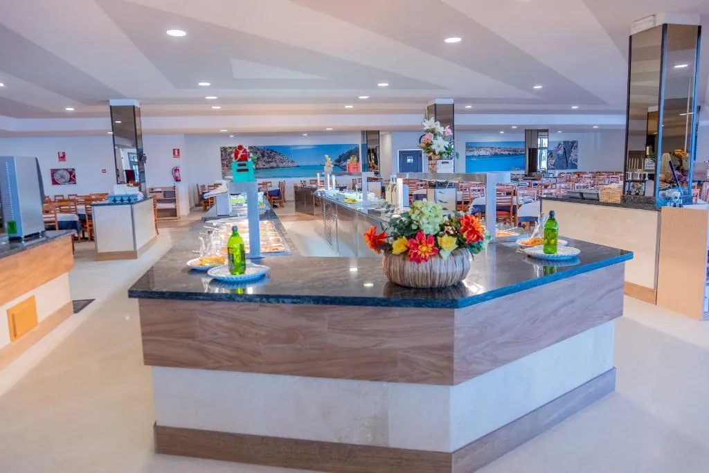 Restaurant, Club Cala Romani, Majorca