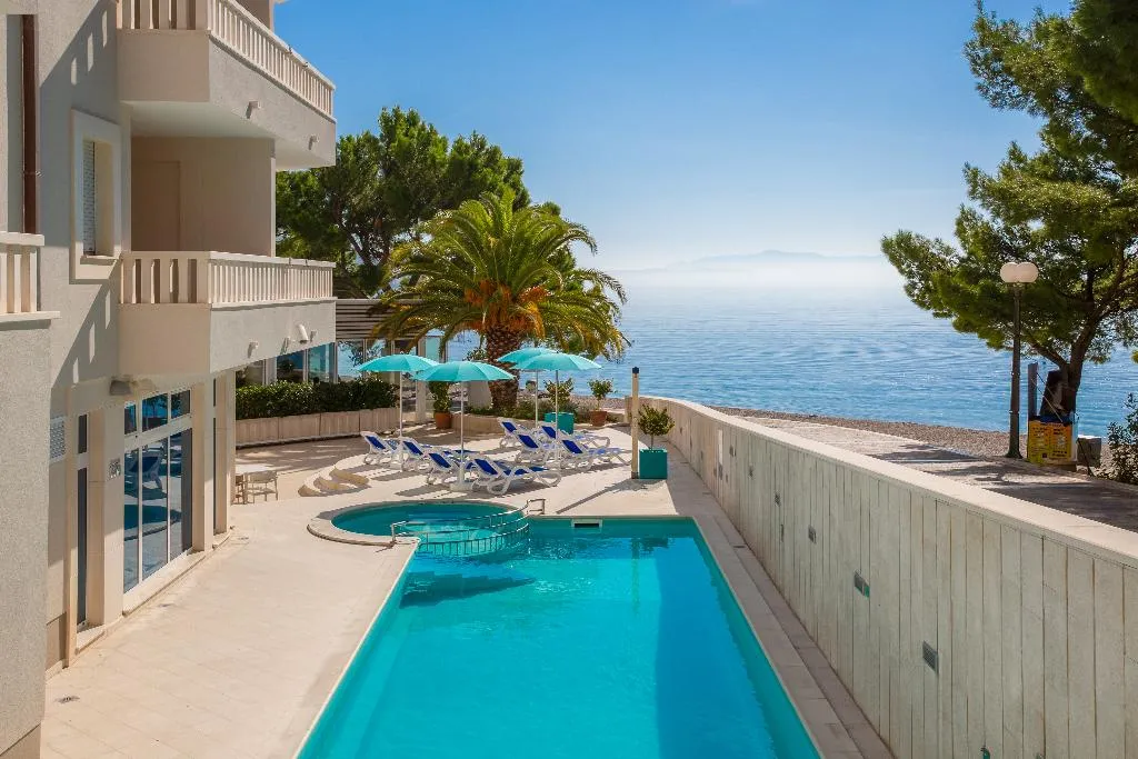 Pool, Tamaris, Split