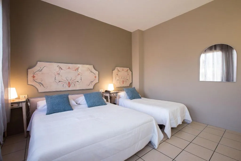 Room, Ariston, Venice