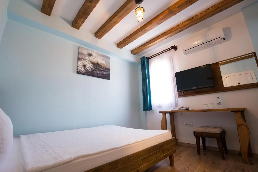 Room, Menendi Otel, Izmir