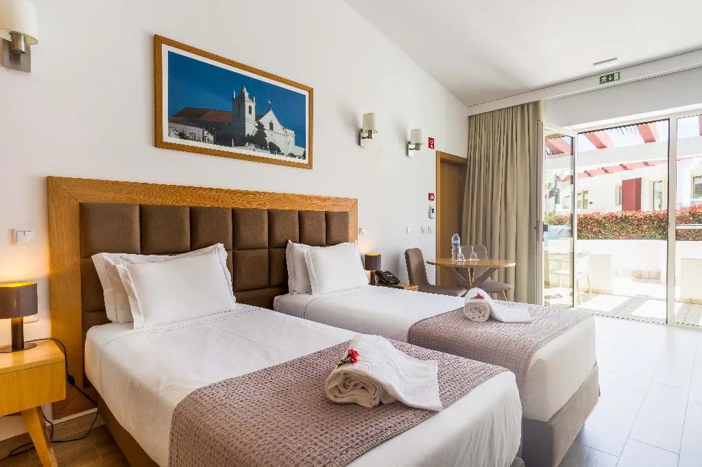 FAMILY ROOM POOL VIEW Room, Hotel Rural Bricia Du Mar, Algarve