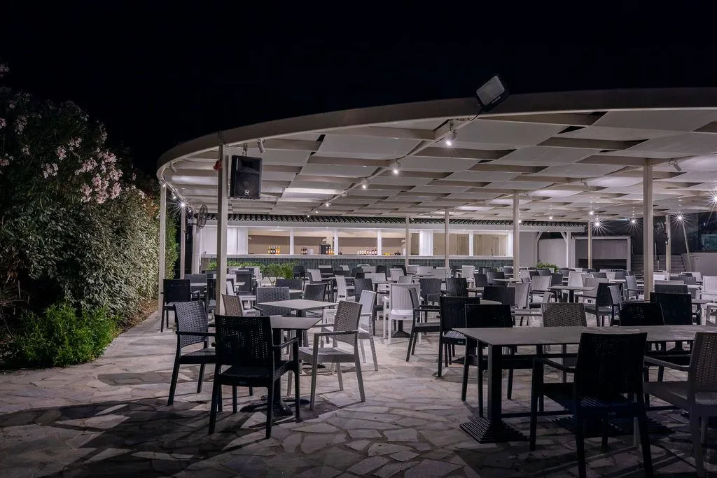 Bar, Golden Coast, Athens