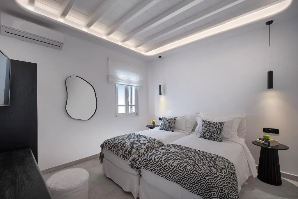 SUITE SEA VIEW WITH PRIVATE POOL Room, Deliades, Mykonos