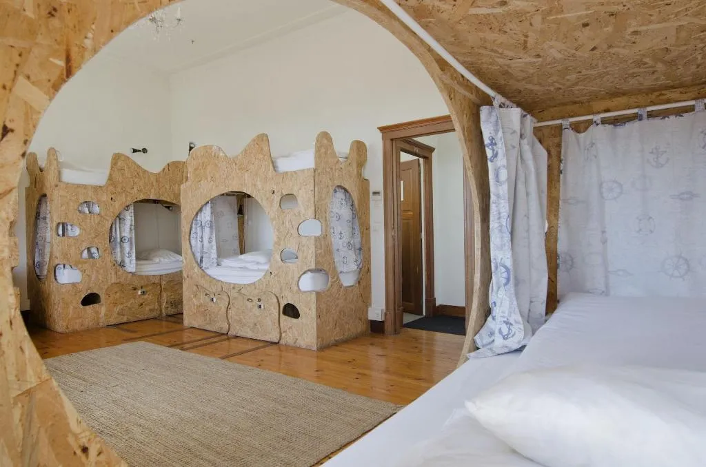 Room, Sunset Destination Hostel, Lisbon