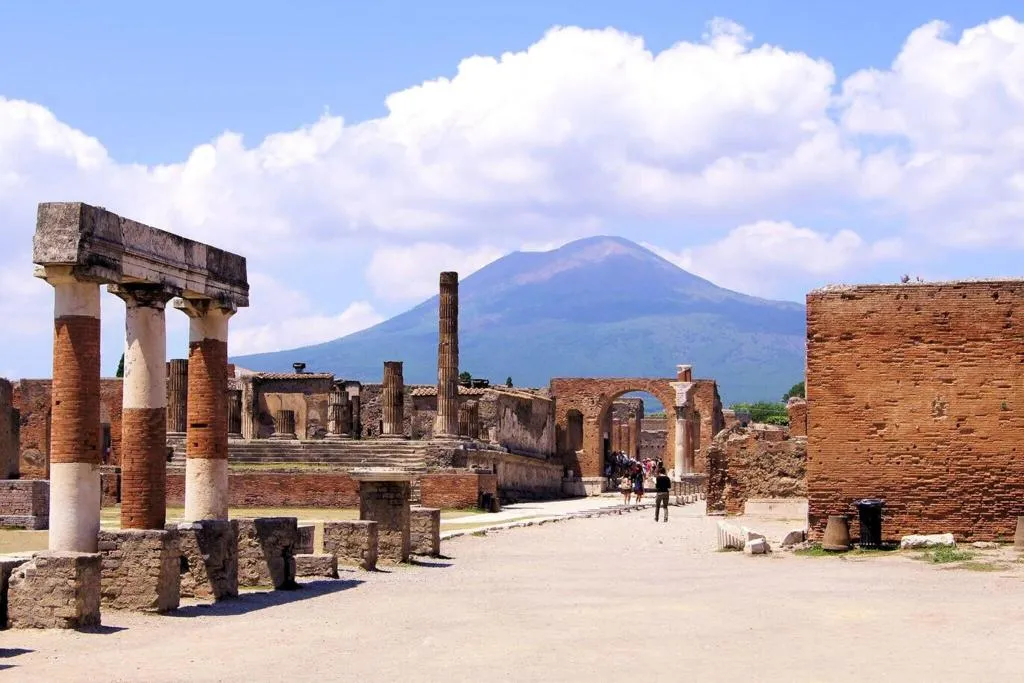 General view, Zi'Ntonio, Naples