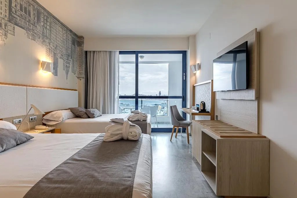 Double or Twin PREMIUM Room, Madeira Centro, Costa Blanca