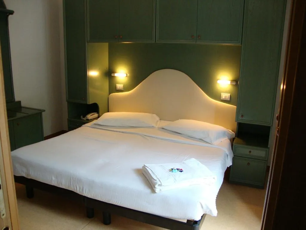 Room, Hotel Marco Polo, Venice