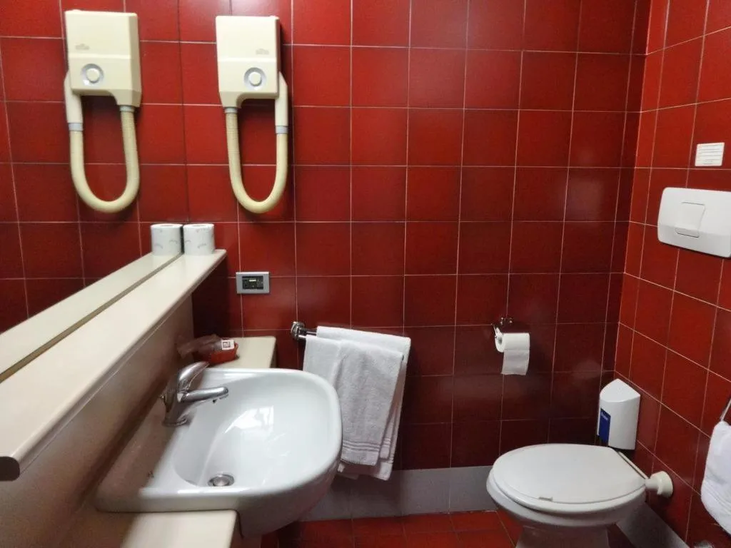 Room, Hotel Longobardo, Milan