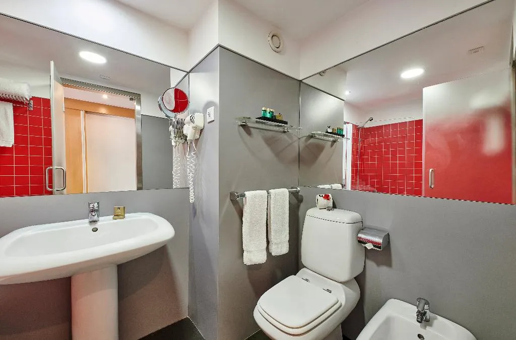 Double or Twin CLASSIC Room, Rocamar Exclusive Hotel & Spa, Algarve