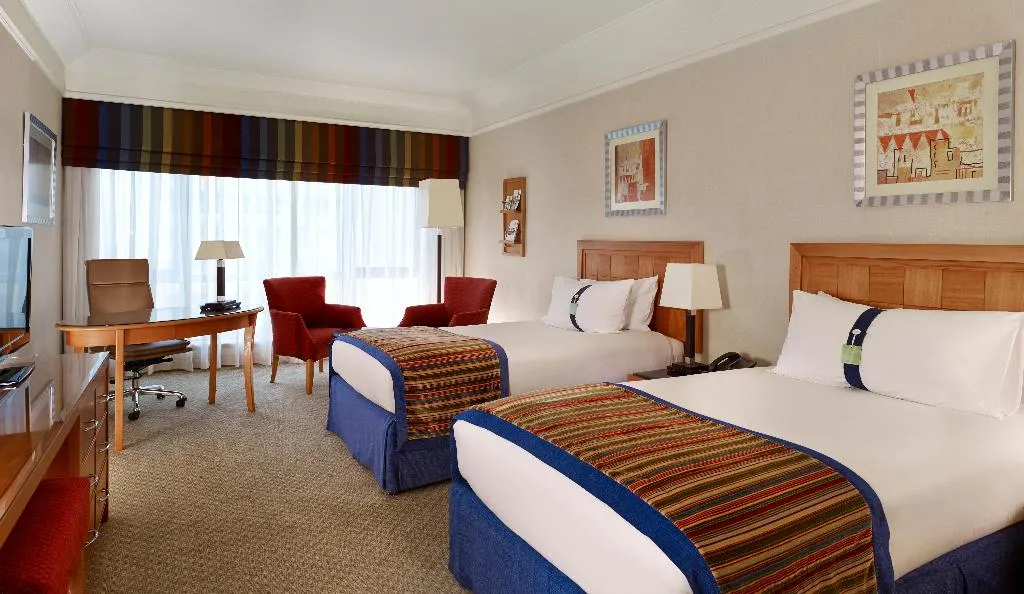 TWIN SMOKING PREMIUM Room, Holiday Inn Cairo - Citystars, Cairo
