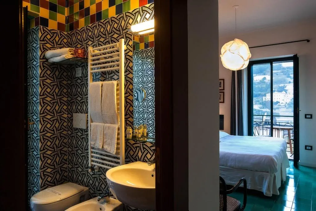 Room, La Moresca, Naples