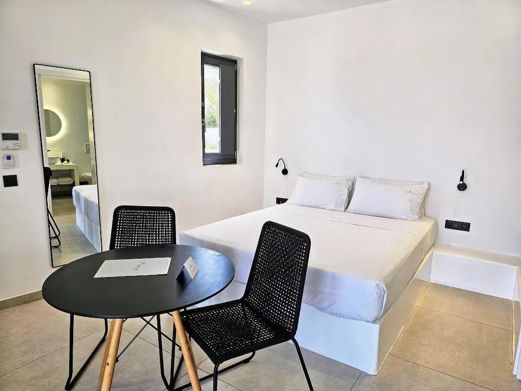 Room, MyLithos Suites, Santorini