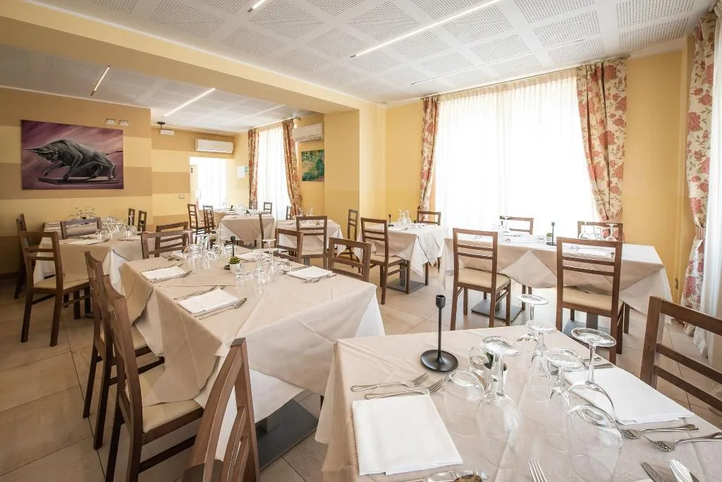 Restaurant, Hotel Rosa, Milan