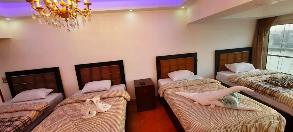 TRIPLE THREE BEDS Room, Nile Sky Hotel and Suites, Cairo