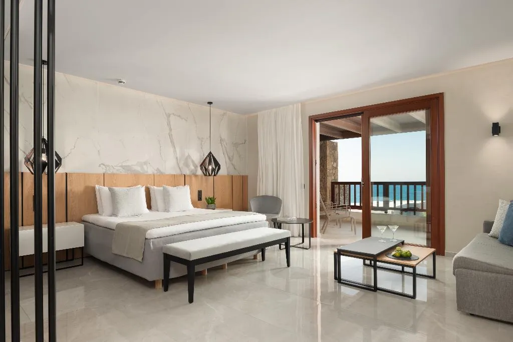 BUNGALOW DELUXE SEA VIEW Room, Ikaros Beach Luxury Resort Spa, Crete