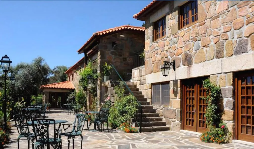 General view, Quinta Das Escomoeiras, Porto