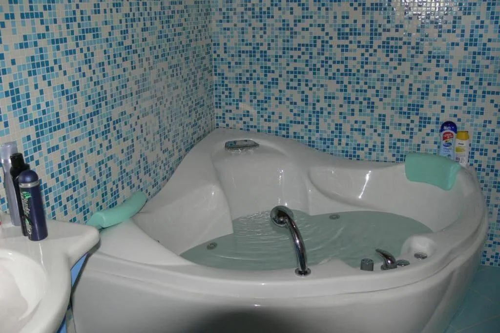 Room, Hotel Majestic, Durres