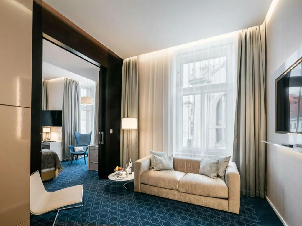 SUITE EXECUTIVE Room, Kings Court, Prague