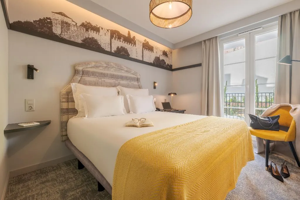 DOUBLE STANDARD Room, Pousada de Alfama Charming Hotel, Lisbon