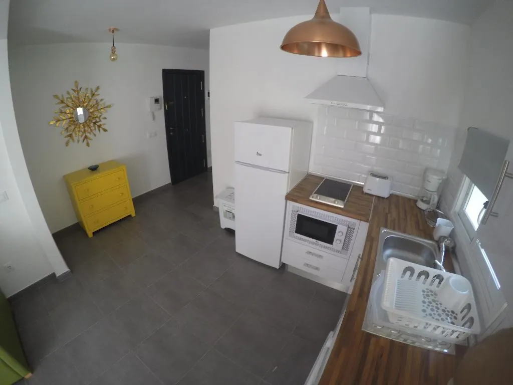 APARTMENT WITH TERRACE Room, The Blue Corner, Tenerife