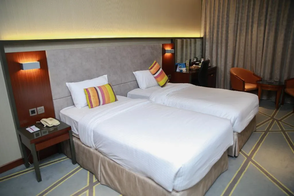 Room, Versailles By Raviz Hotel, Dubai