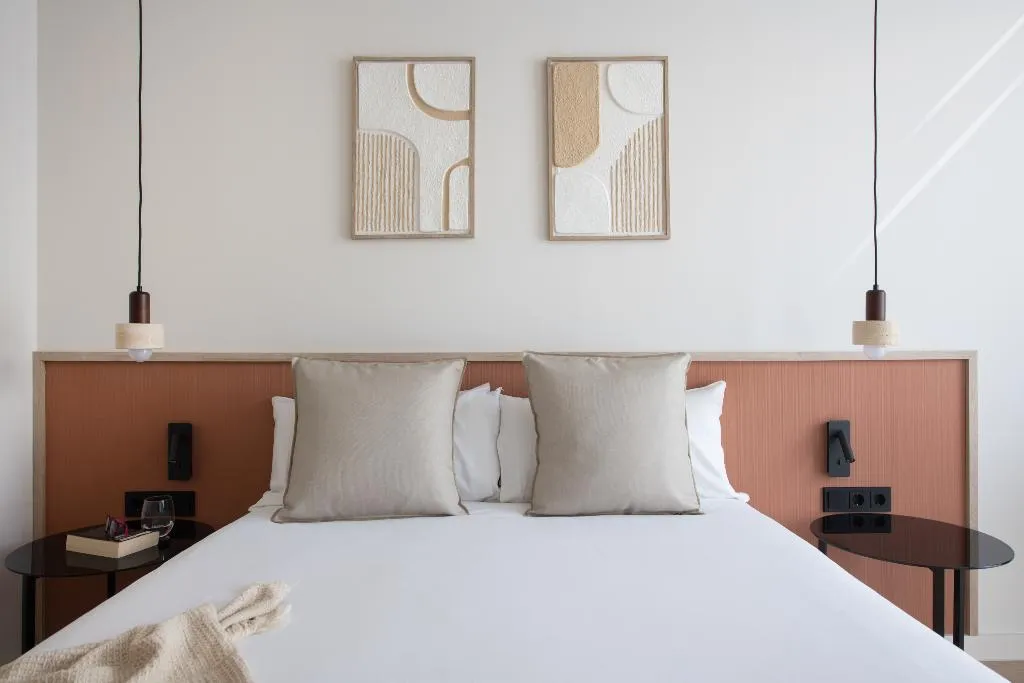 APARTMENT ONE BEDROOM Room, Libere Seville Plaza Nueva, Seville